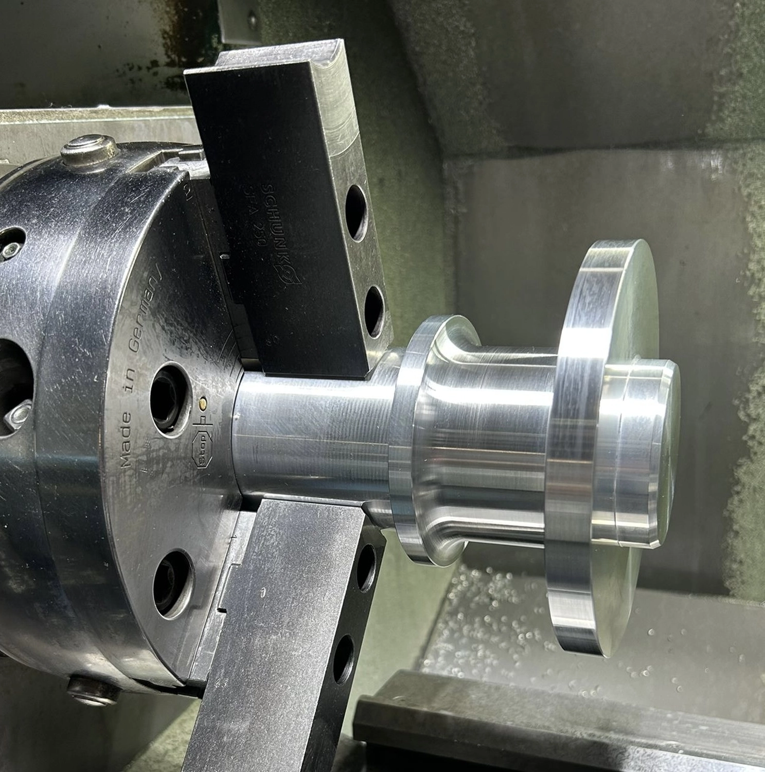 VK-Drehtechnik -  Zerspannung CNC Dreher